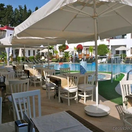 Ξενοδοχείο Club Cherry & Family Turgutreis