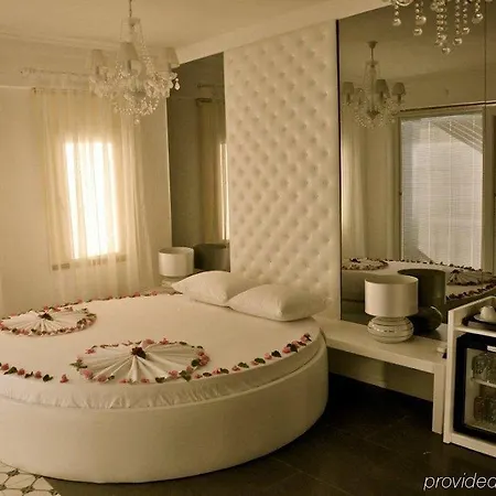 Club Cherry & Family Hotell Turgutreis
