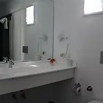 Club Cherry & Family تورغوتْريس