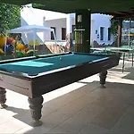 فندق Club Cherry & Family 2*