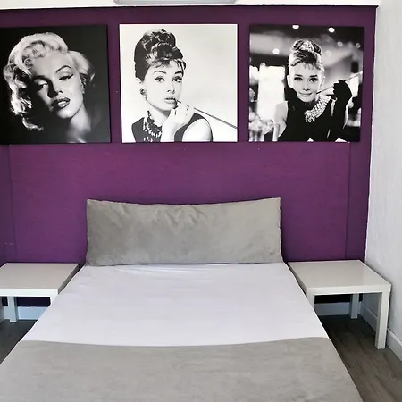 Club Cherry & Family 图尔古特雷斯